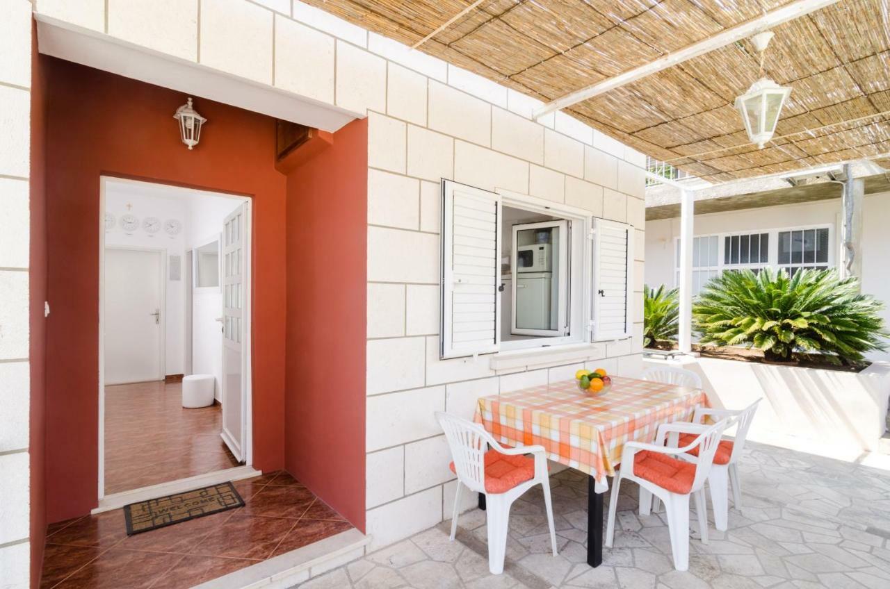Melisa Apartment With Balcony & Free Parking Dubrovnik Exteriör bild