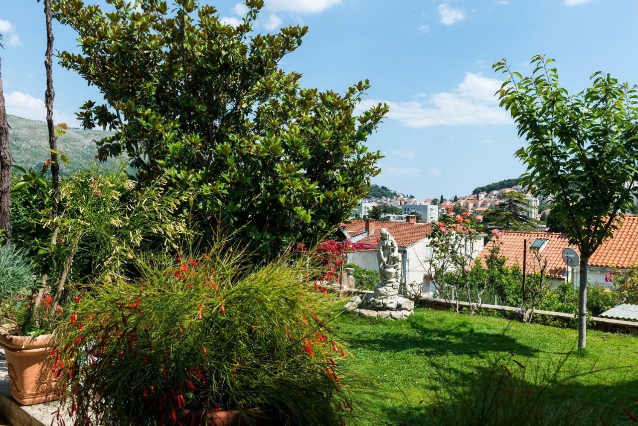 Melisa Apartment With Balcony & Free Parking Dubrovnik Exteriör bild